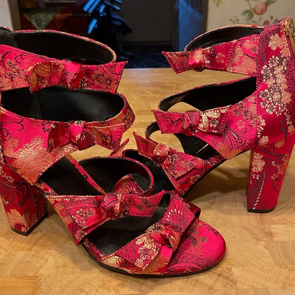 Fancy Red Brocade Shoes - Picture 3 of 3